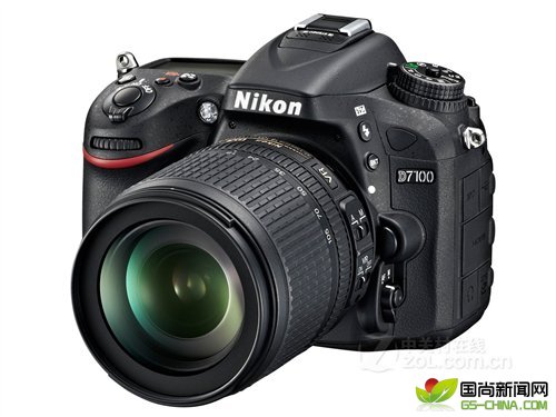 ῵ D7100